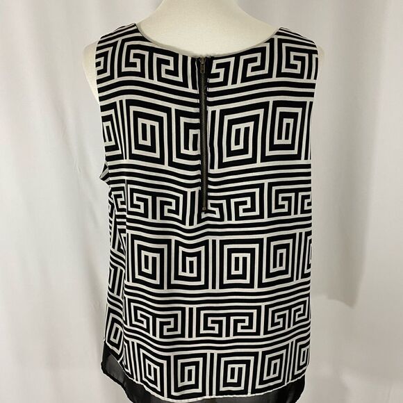 NWOT Zac & Rachel Geometric Print Sleeveless Top - Picture 3 of 5